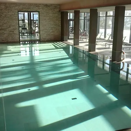 Apartamento Five Stars Apt And Pool At Ambassador